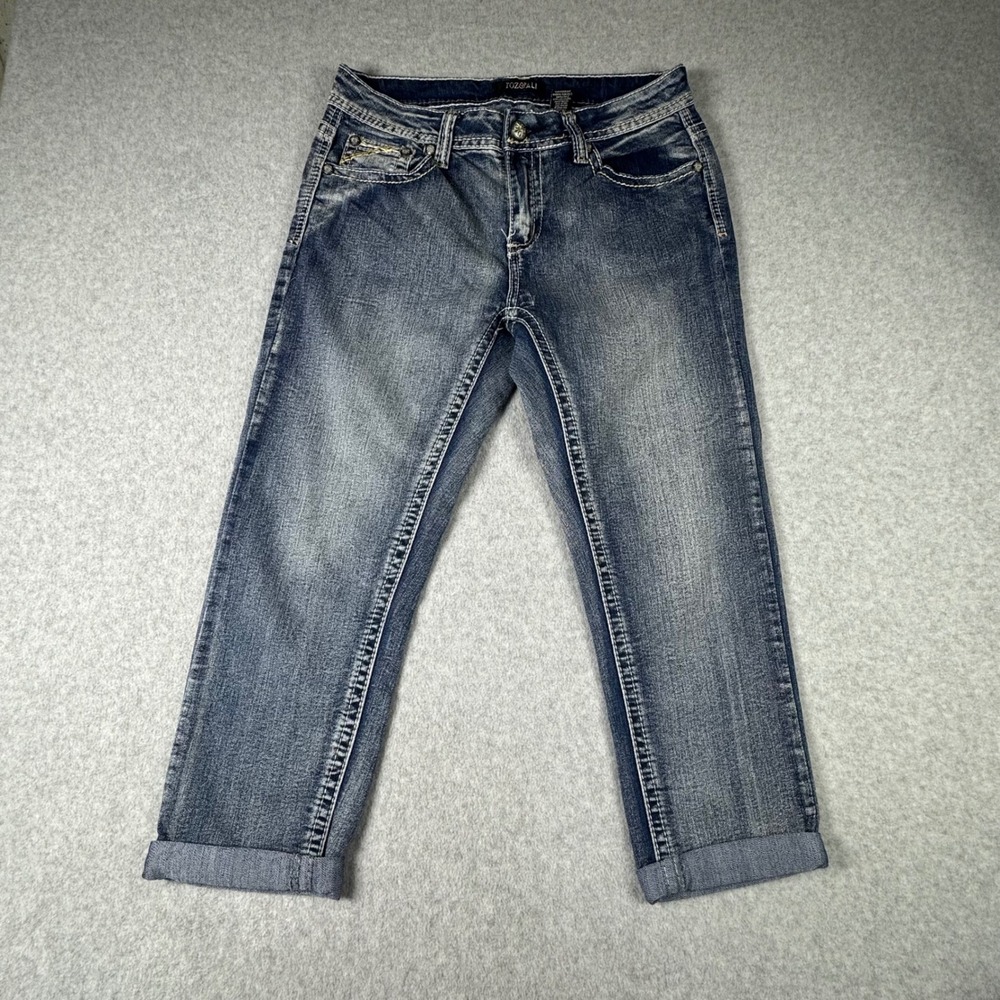 Roz & Ali Womens‎ Blue Denim Capri Jeans Size 8 Embroidered Embellished Cropped